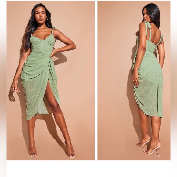 Pretty Little Things Dress - Picture 1 of 4